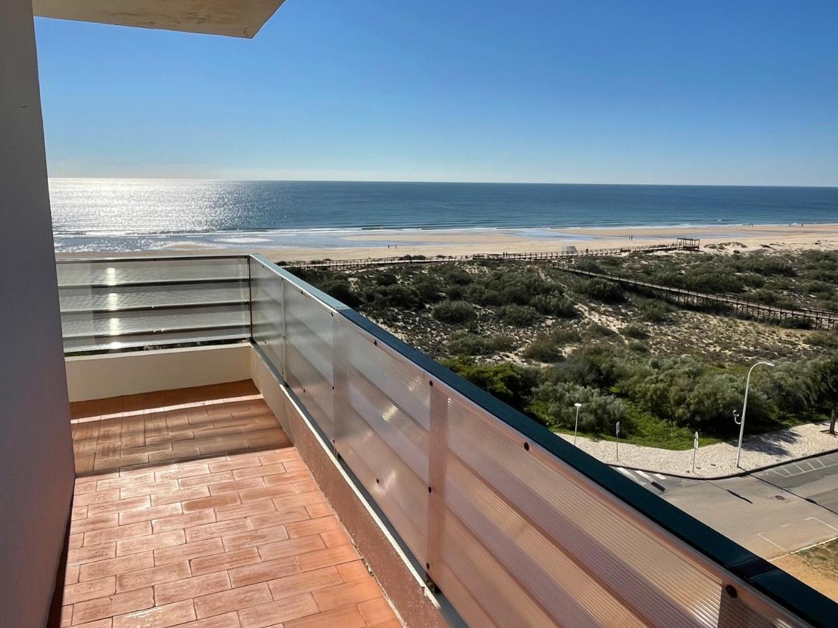 Over The Beach Monte Gordo Exterior photo