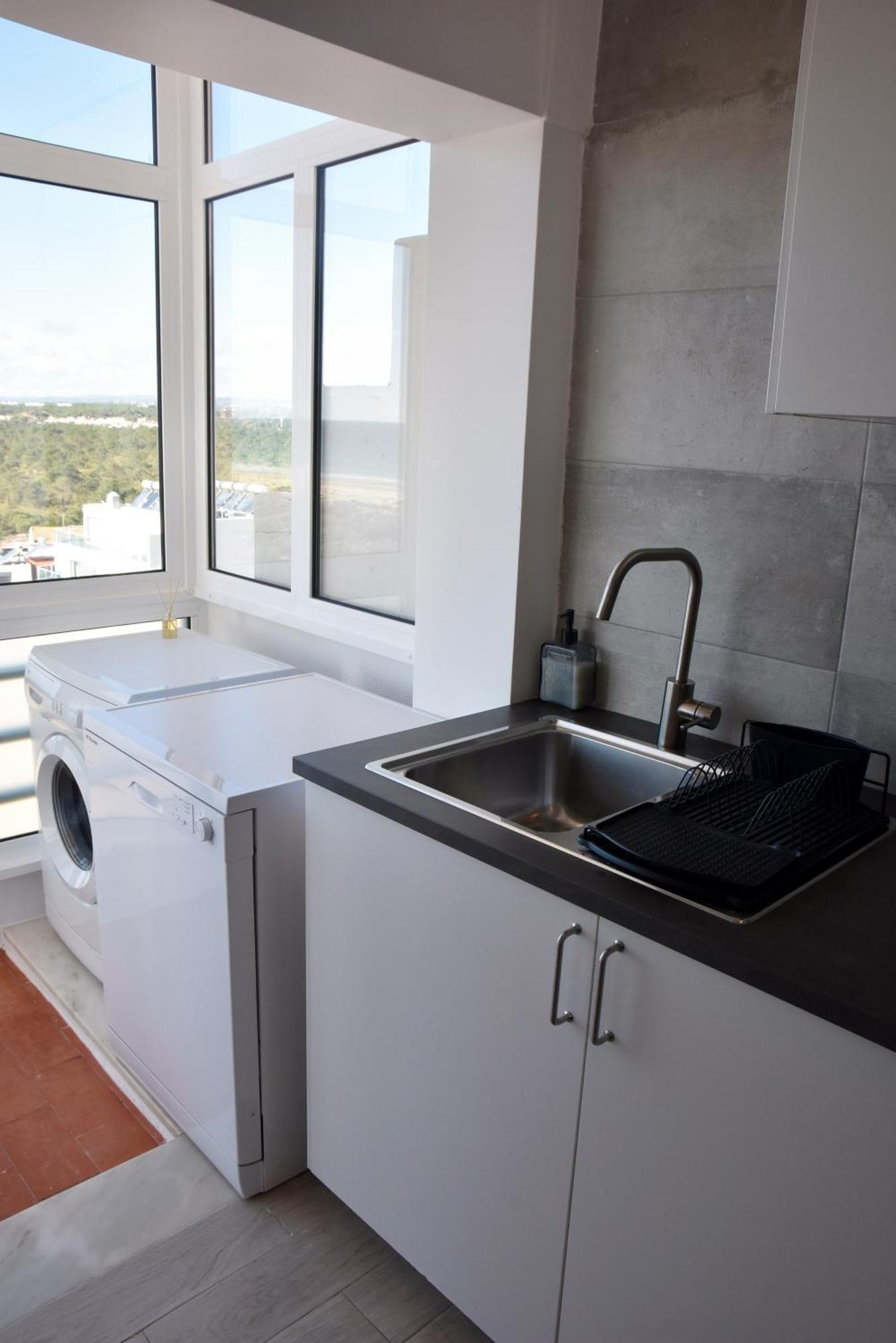 Over The Beach Monte Gordo Exterior photo