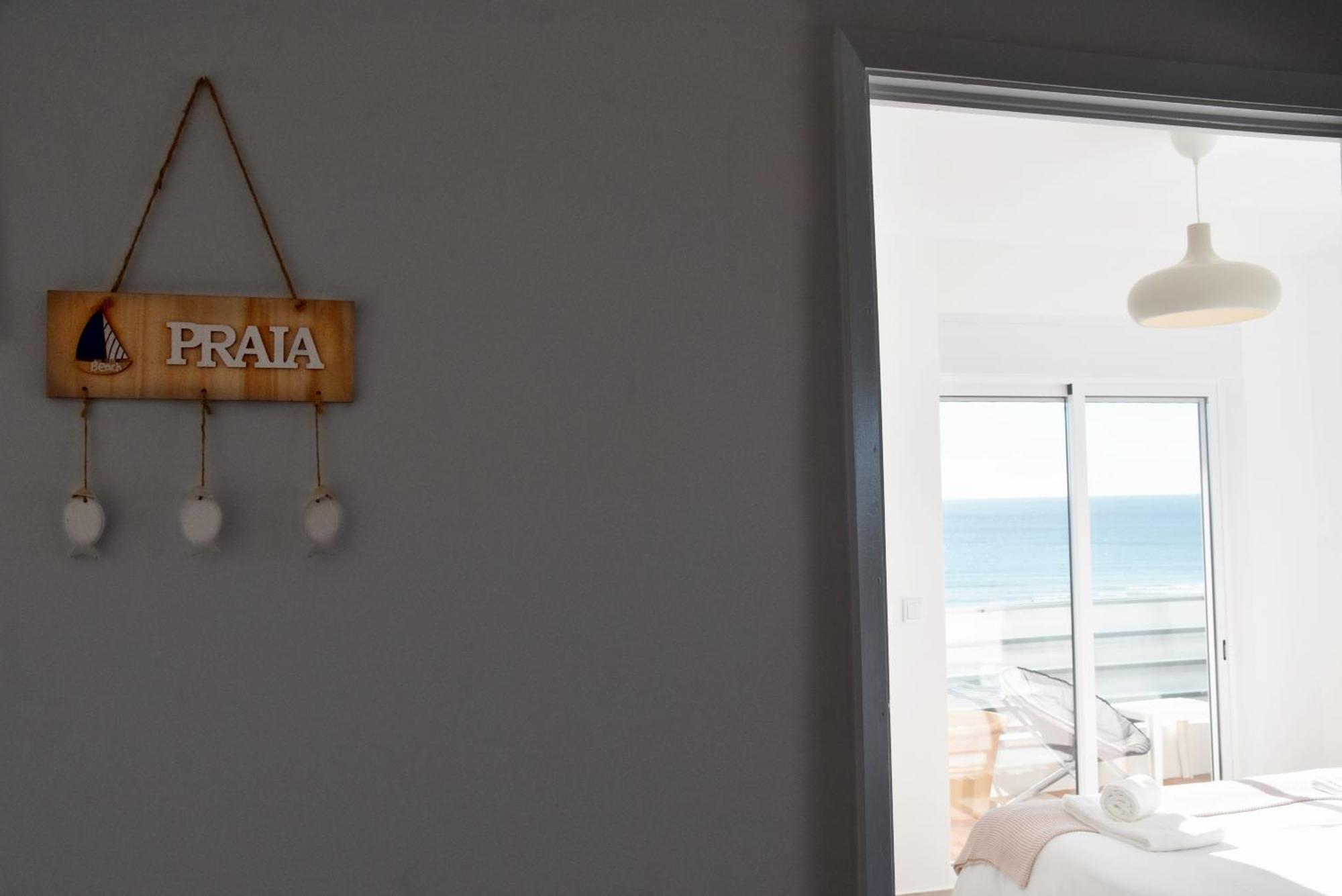 Over The Beach Monte Gordo Exterior photo