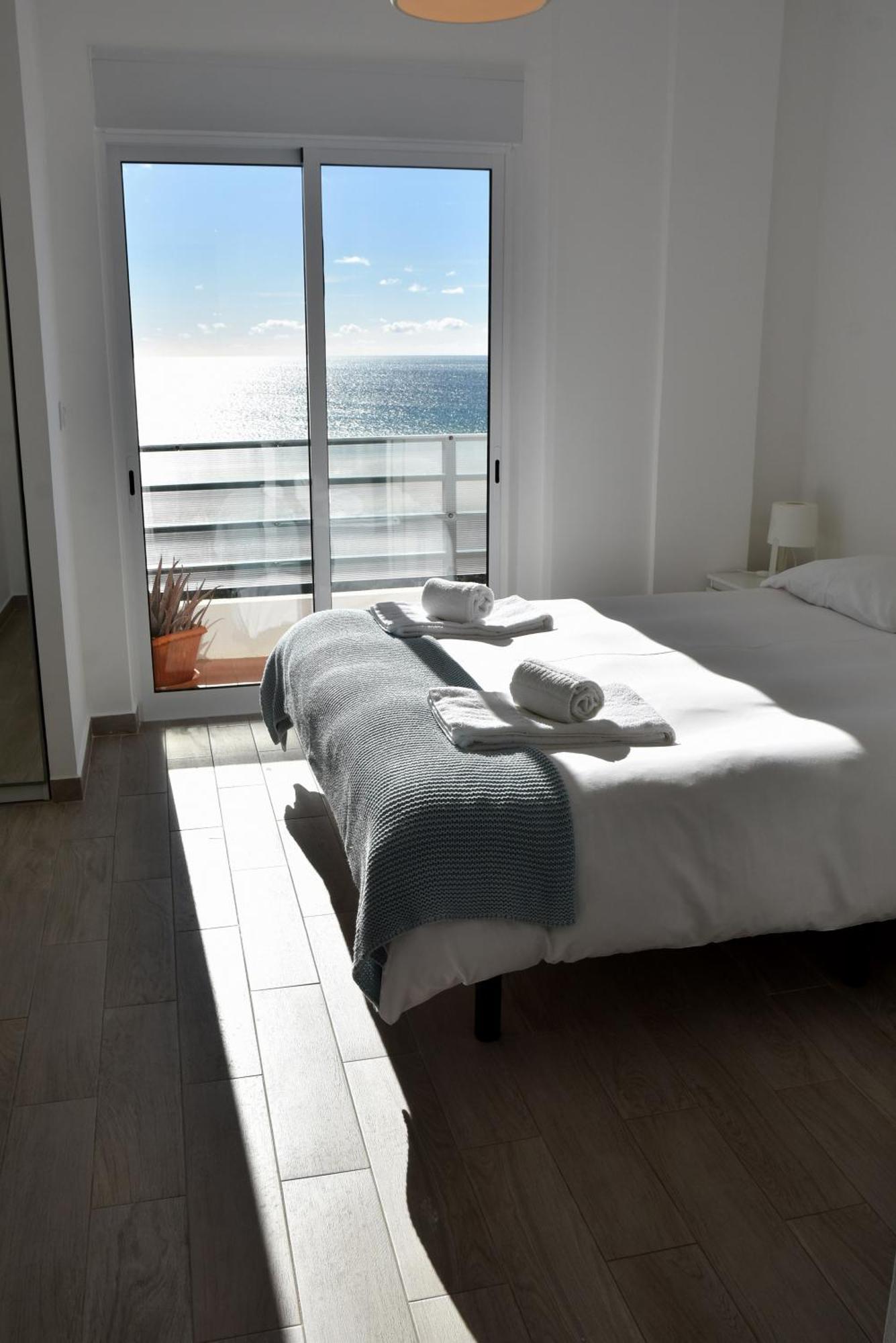 Over The Beach Monte Gordo Exterior photo