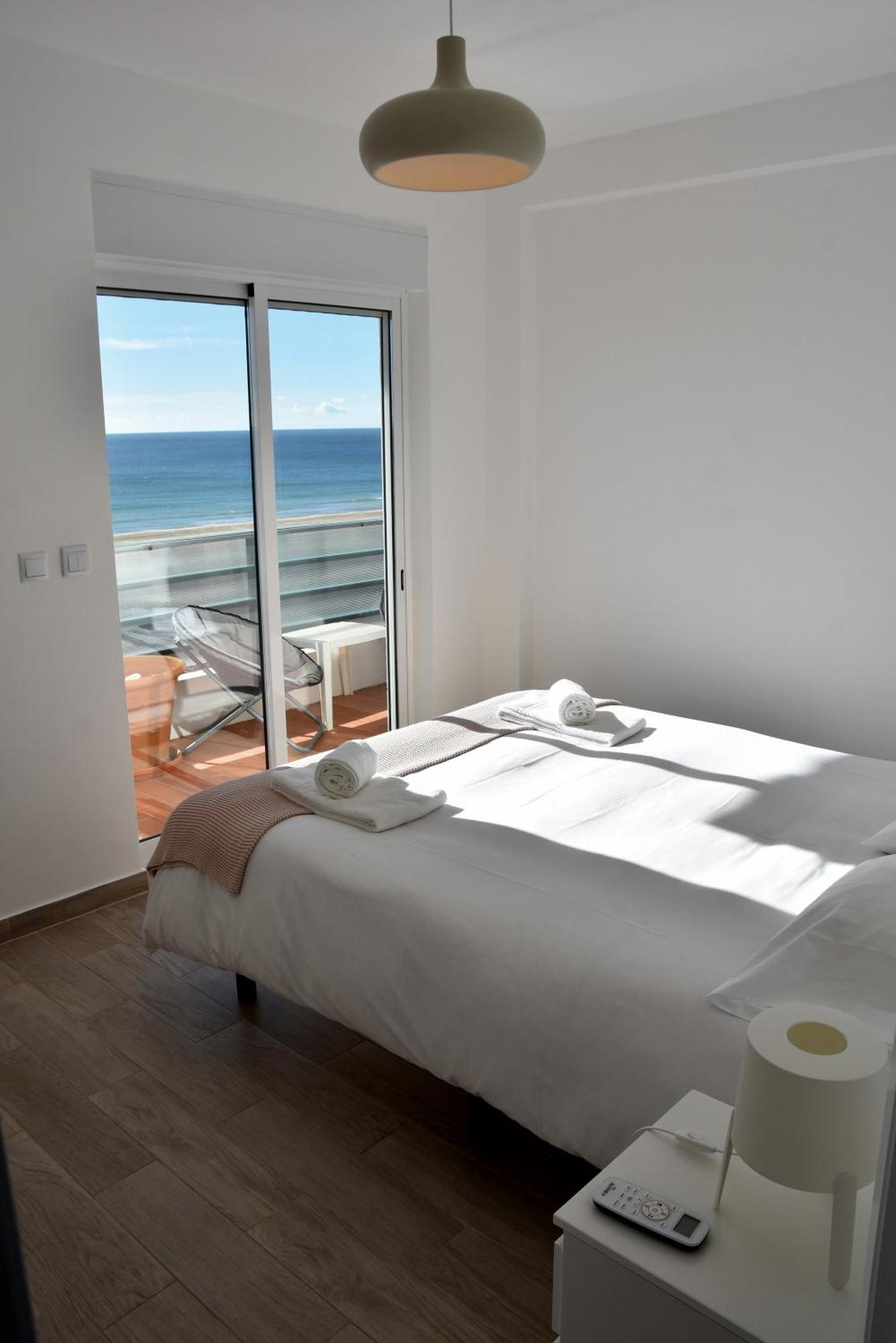 Over The Beach Monte Gordo Exterior photo